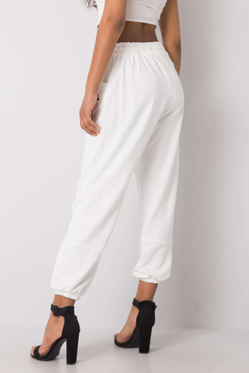 Bílé tepláky Richelle 2