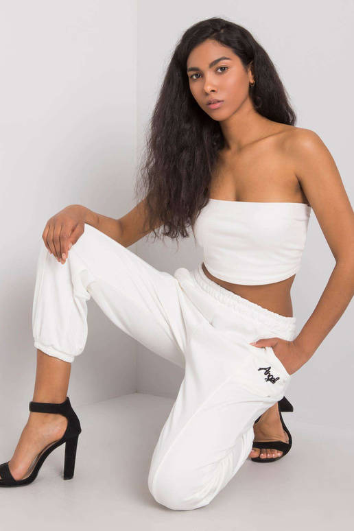 Bílé tepláky Richelle