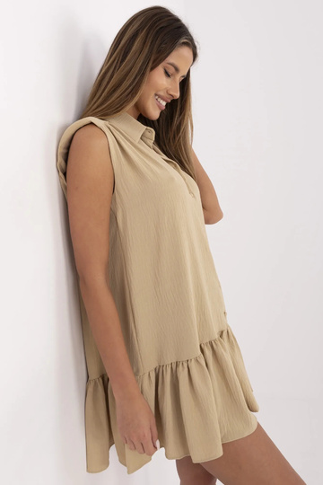 Béžové šaty s volánem... 2
