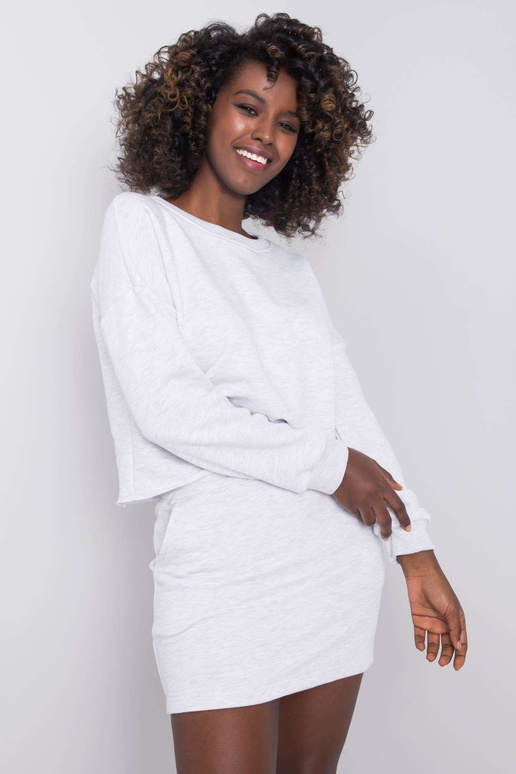 Světle šedá melanžová souprava...