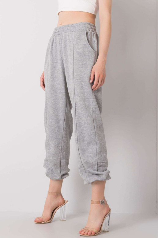 Šedé tepláky Maye