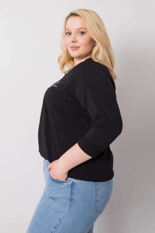 Černá halenka s nápisem Rosie