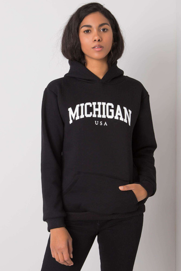 Černá mikina s kapucí...