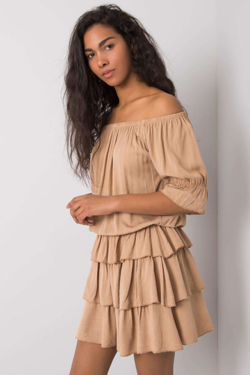 Velbloudí šaty s volánky... 2