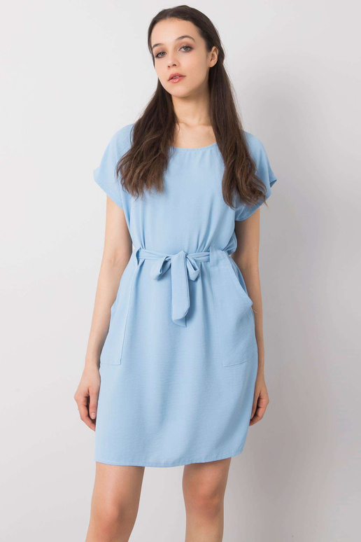 Allainovy modré šaty