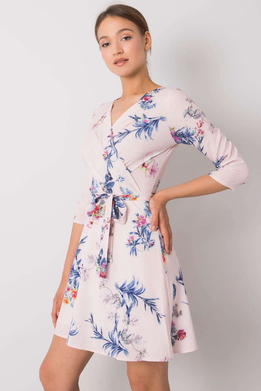 Světle růžové šaty se vzory Elise