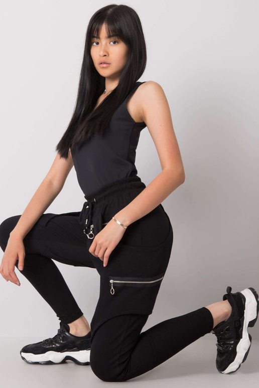 Černé tepláky Megan