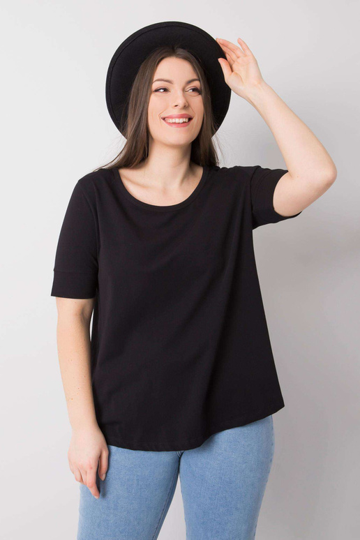 Černé bavlněné tričko velké velikosti... Černé bavlněné tričko velké velikosti...