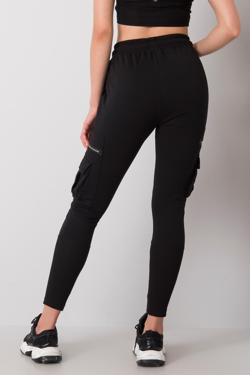 Černé tepláky Hemmy