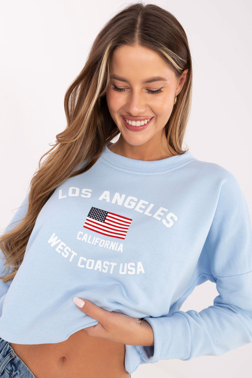 Světle modrá mikina s potiskem...