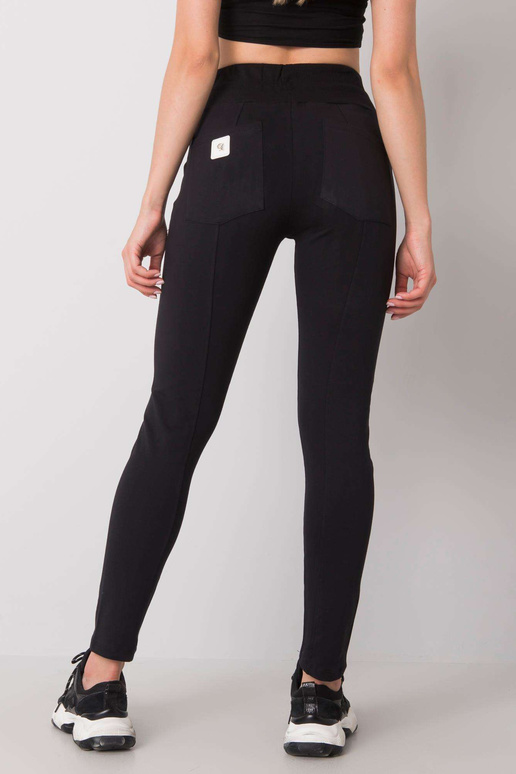 Černé tepláky Mavia