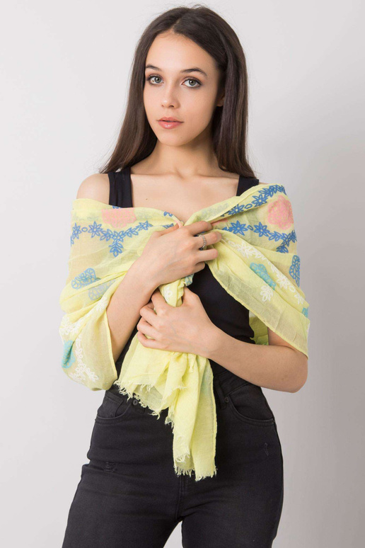 Žlutý šátek s barevným potiskem