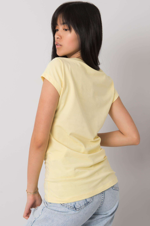 Světle žluté tričko s nášivkou Skull