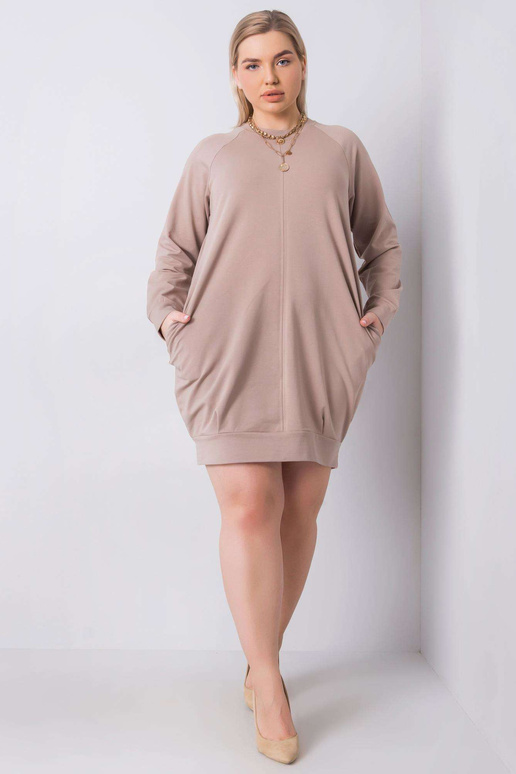 Ariadniny tmavě béžové šaty větší...