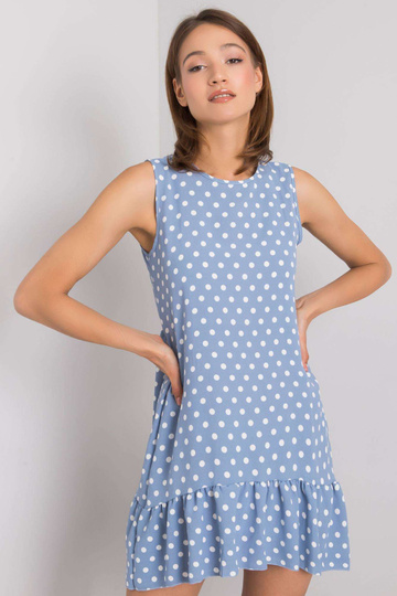 Modré puntíkované šaty...