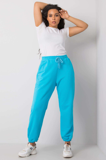 Modré základní tepláky... 2