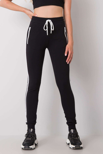 Šafránově černé tepláky