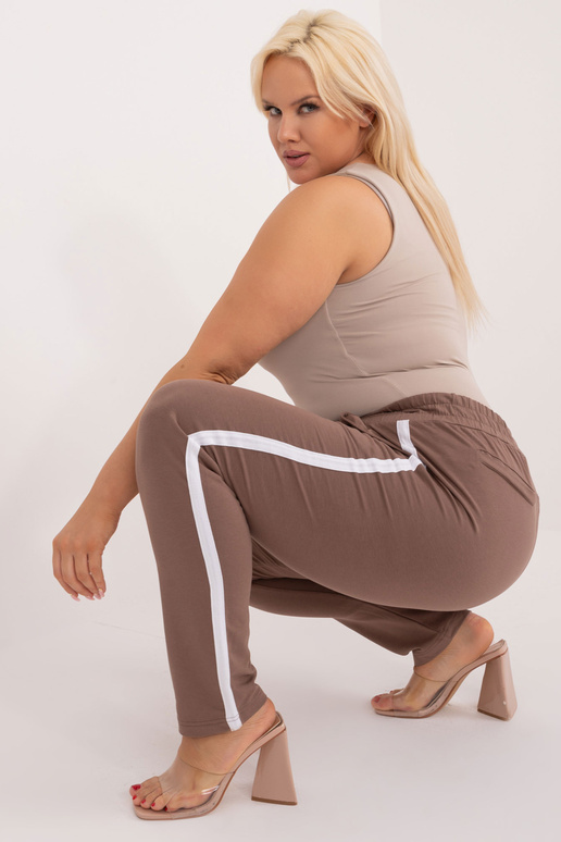 Hnědé tepláky Kairi Plus Size