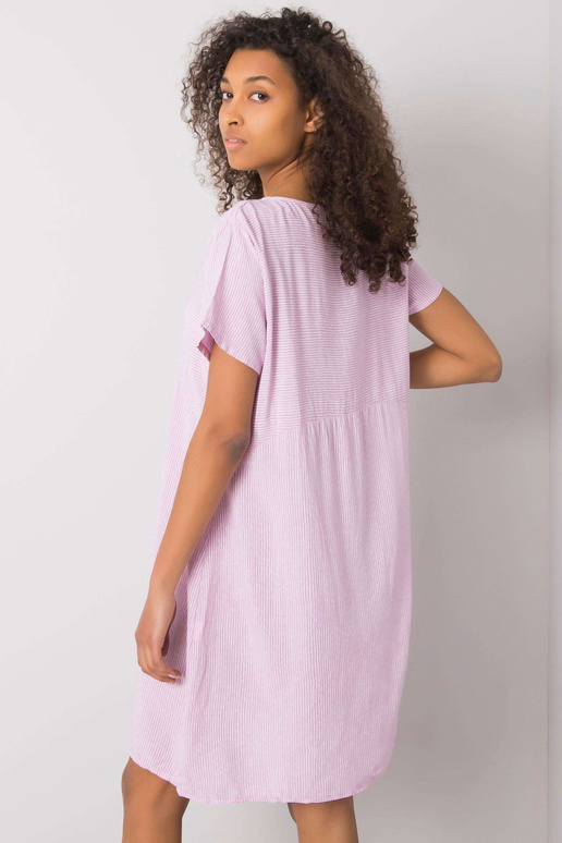 Fialové šaty Hermiony