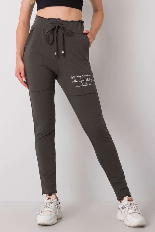 Tmavé khaki tepláky od Jennifer