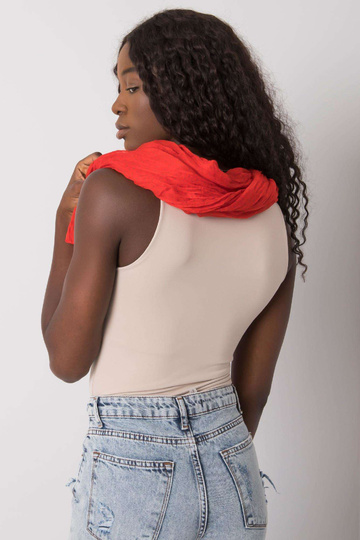 Červený a šedý puntíkovaný... 2