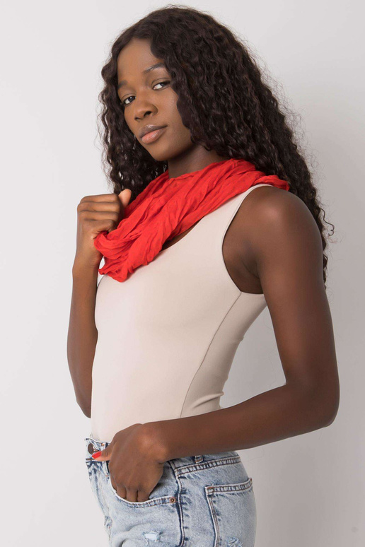 Červený a šedý puntíkovaný šátek