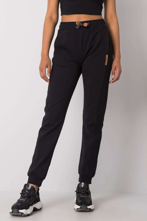 Černé tepláky Alivia