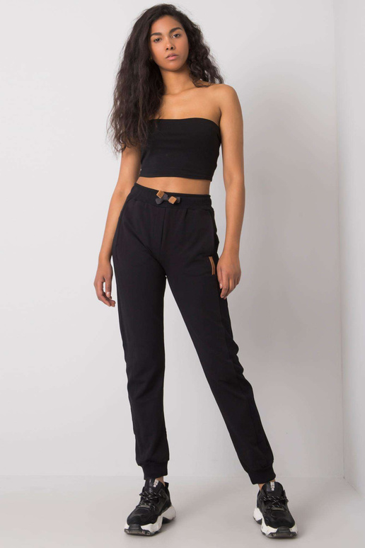 Černé tepláky Alivia