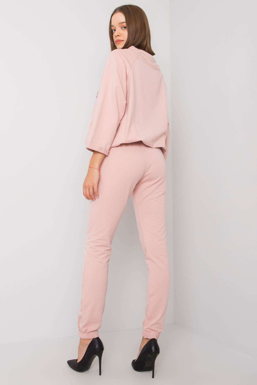 Špinavě růžová sada s aplikacemi...