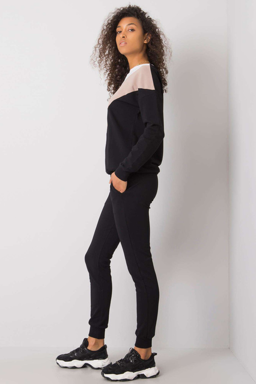 Tmavě béžová a černá tepláková...