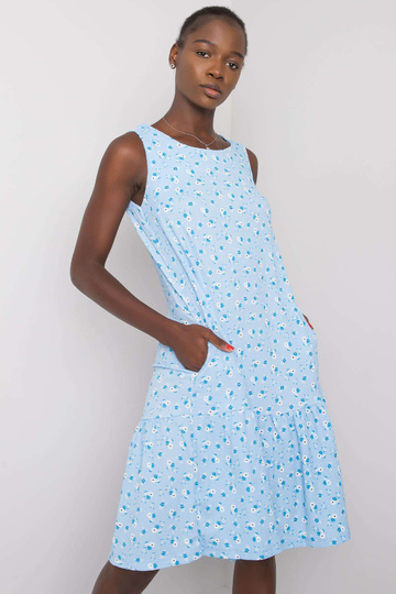 Světle modré květinové šaty...