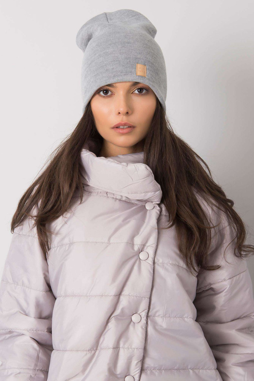 Šedá dámská čepice s čepicí