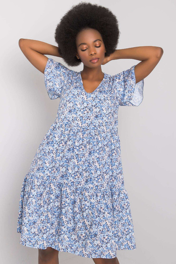 Modré volánové šaty...