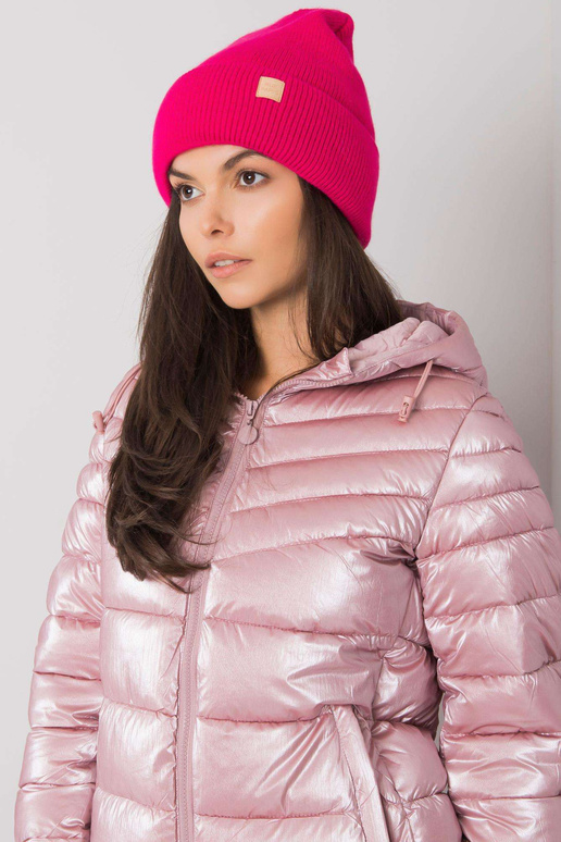Dámská čepice s kulichem v růžové barvě