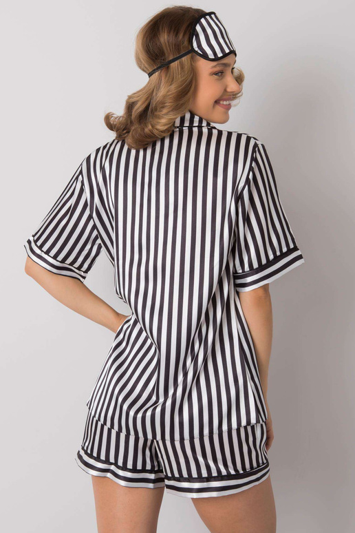 Černá a bílá pruhovaná sada na spaní