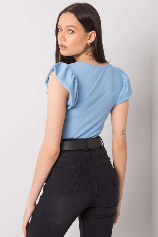 Světle modrá halenka se šněrováním...