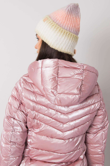 Zelená a broskvová čepice... 2