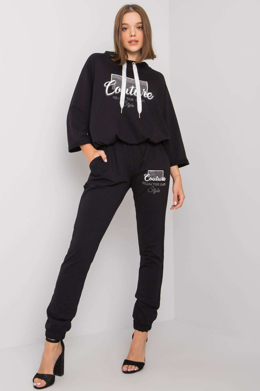 Černá souprava s aplikacemi Martille