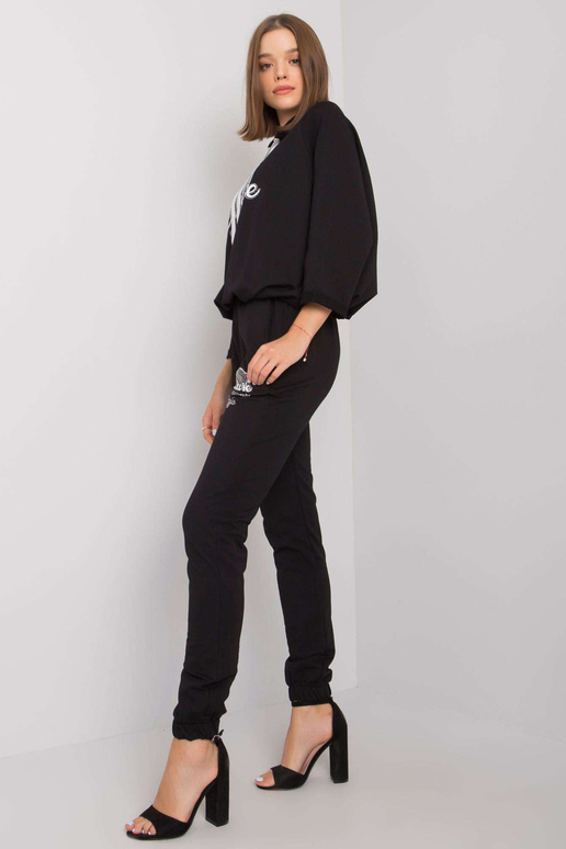 Černá souprava s aplikacemi Martille