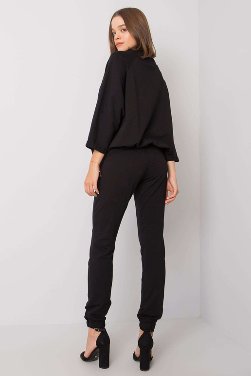 Černá souprava s aplikacemi Martille