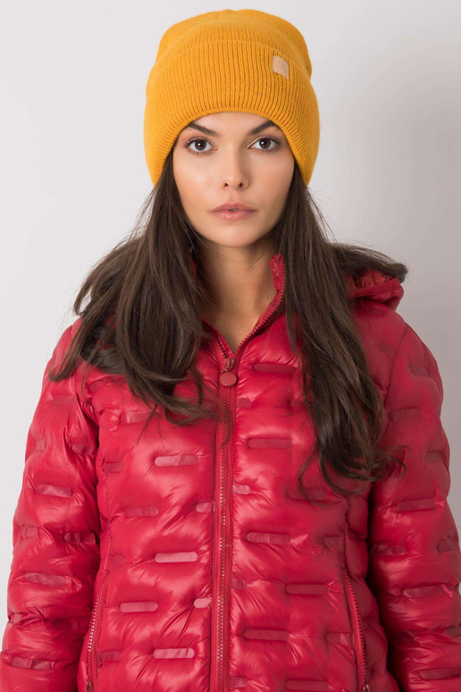 Tmavě žlutá čepice dámská čepice