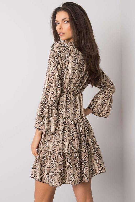 Béžové a černé šaty se zvířecími...