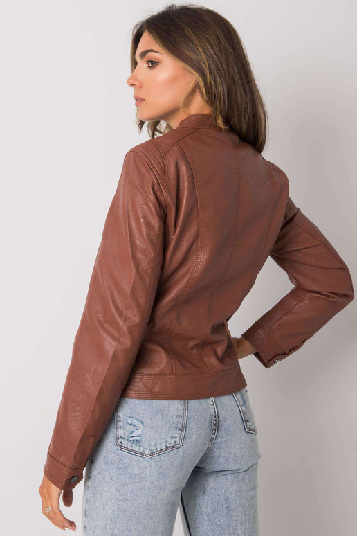 Tmavě hnědá bunda jantarová