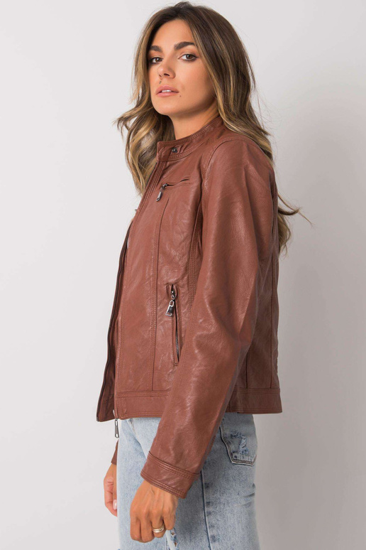 Tmavě hnědá bunda jantarová