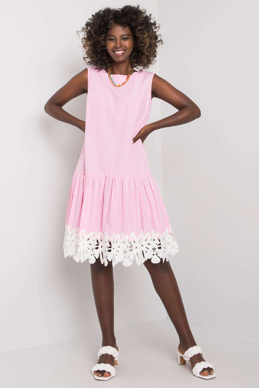 Světle růžové volánové šaty Frederica