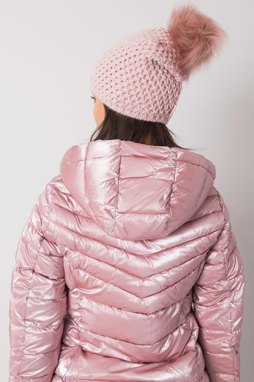 Světle růžová zimní čepice s bambulí