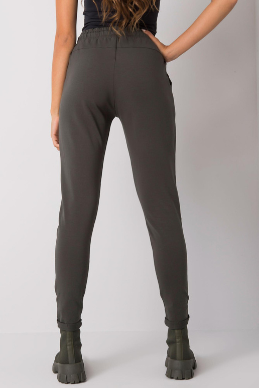 Khaki tepláky s nápisy Haylee