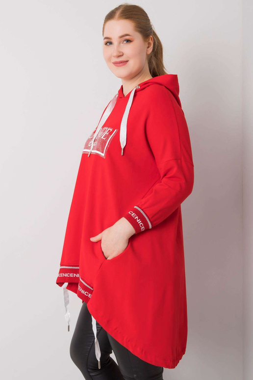 Červená mikina s nášivkou Belina