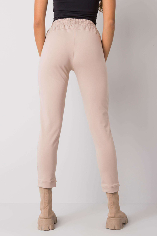 Béžové tepláky s nápisy Peyton