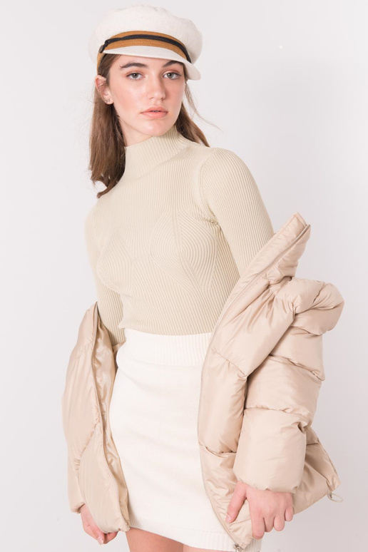 Světle béžový žebrovaný golf BSL